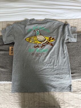 Yeti NYC Pigeon Shirt New York Mens XL Brand New